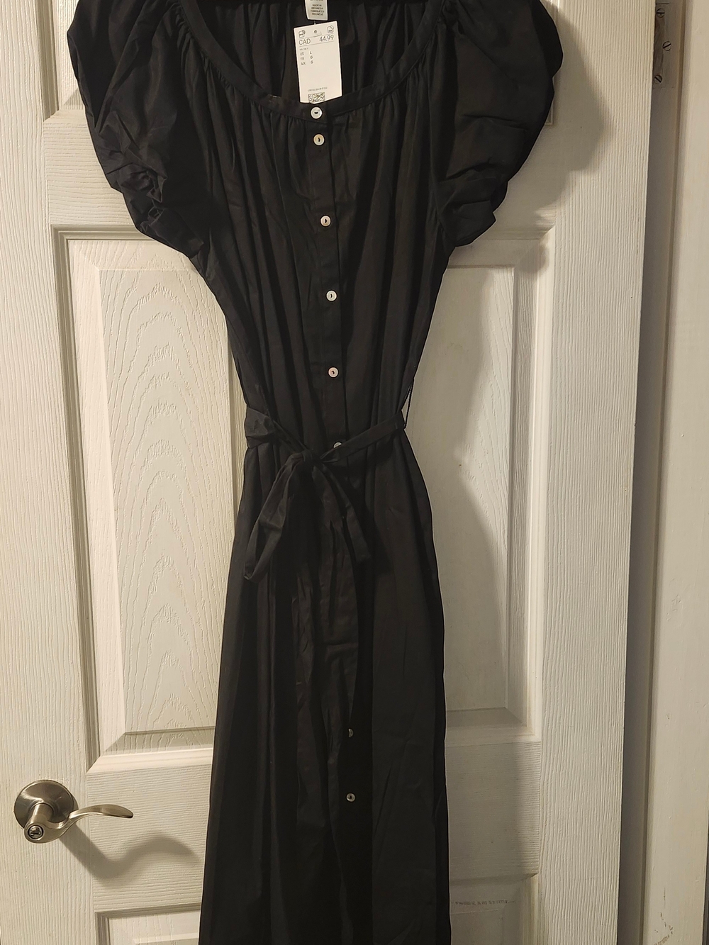 H&M Black Belted Puff-sleeved Dress